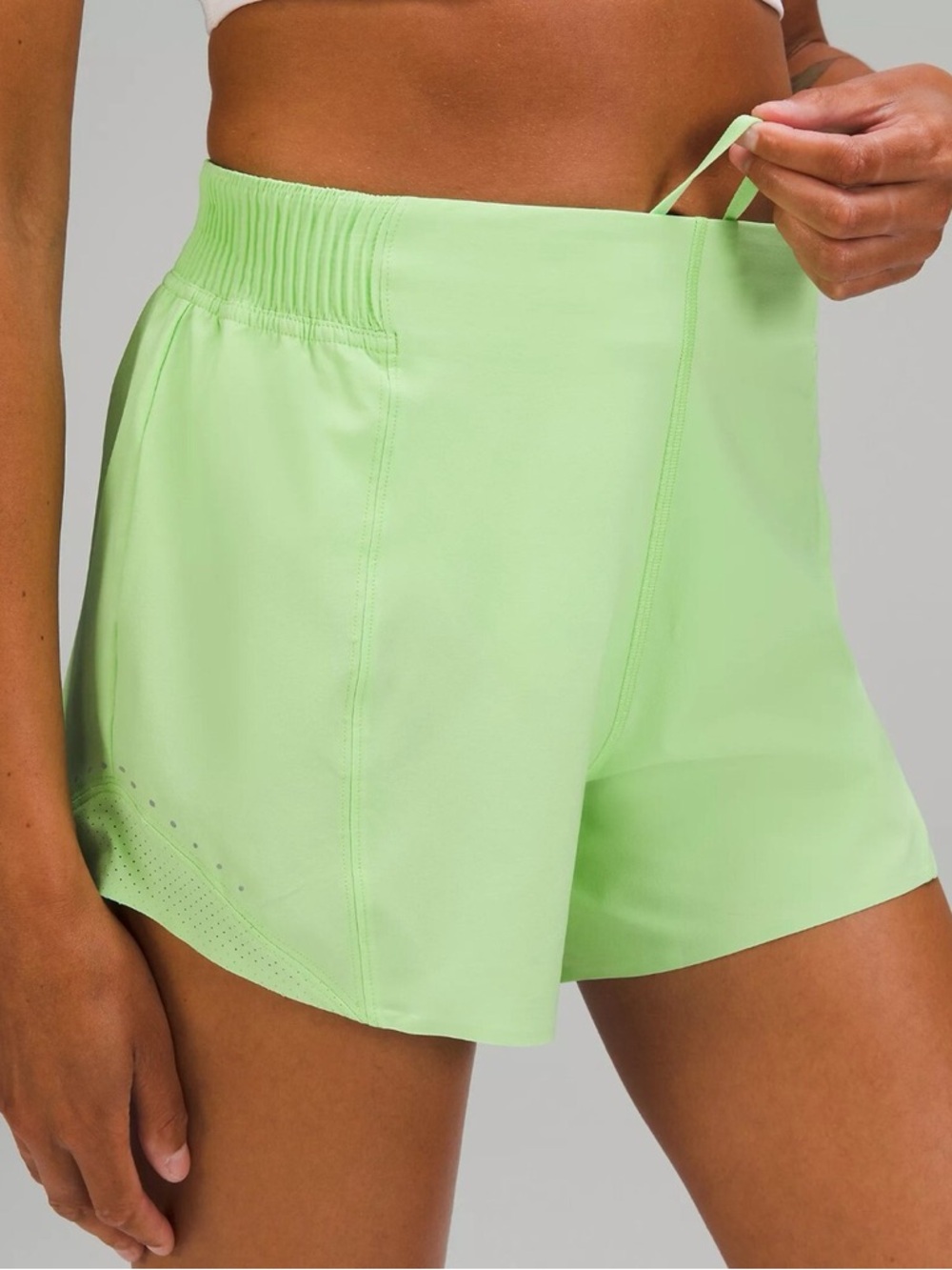 Lululemon Hotty Hot High-Rise Short 4" *Special Edition Scream Green Light - 2